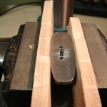 noz custom finka 13 150x150 - Finka ręcznie robiona, czyli jak zrobić nóż dla dziecka