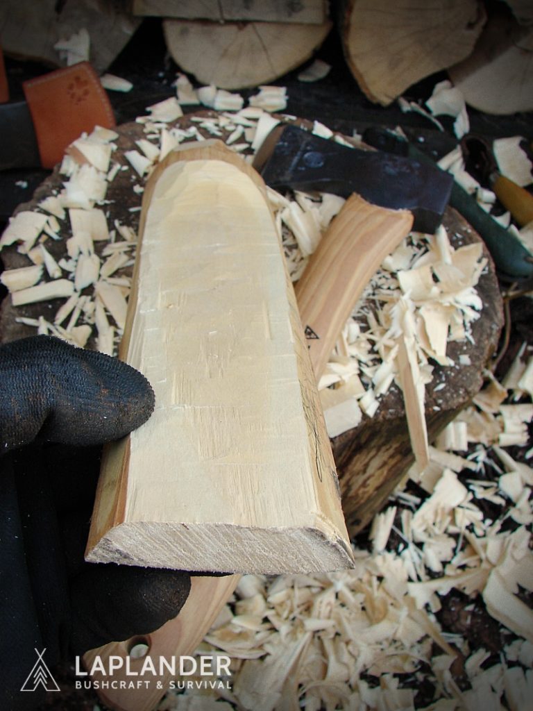 brzoza13 768x1024 - Jak wyrzeźbić łyżkę bushcraftową?
